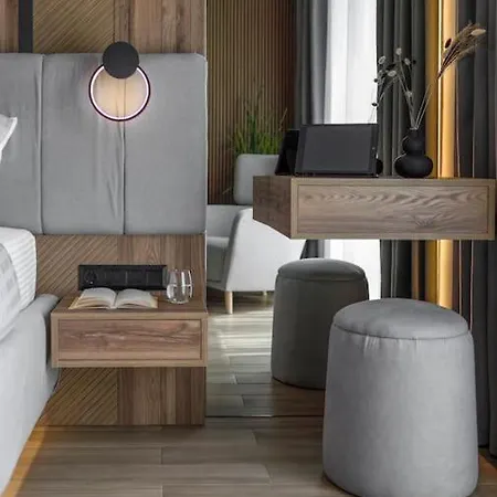 Aristotelian Virtues - Sophia Apartment Thessaloniki