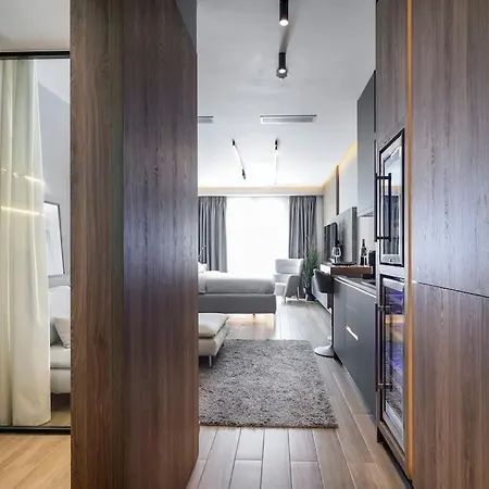 Aristotelian Virtues - Sophia Apartment Thessaloniki