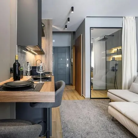 Aristotelian Virtues - Sophia Apartment Thessaloniki